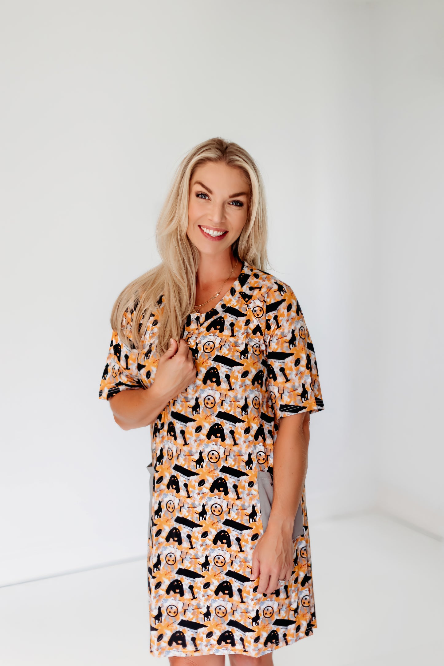 Neyland Nights Mama Gown